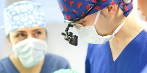 Zahnimplantate - minimalinvasive OP in Herne